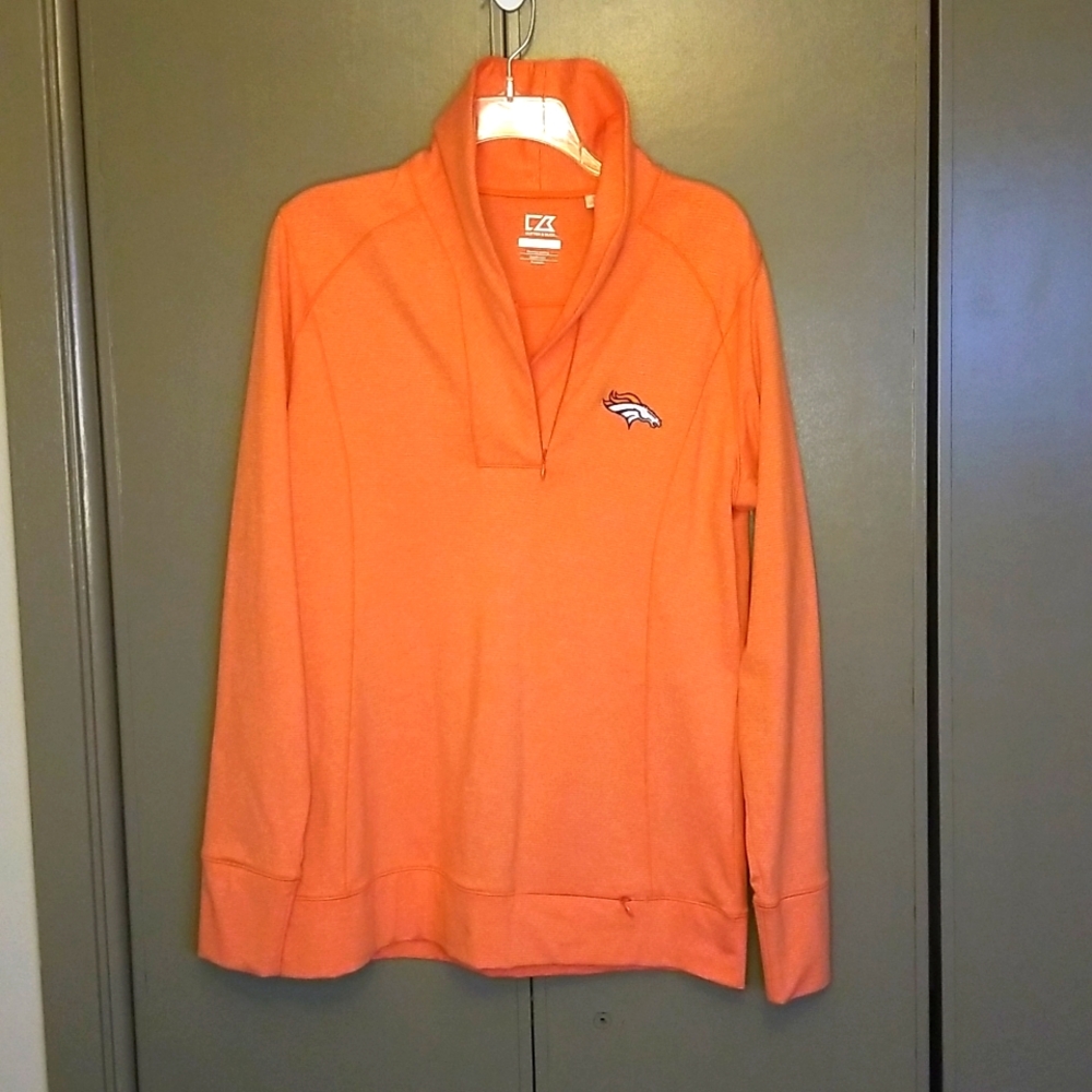 Dry tek fleece, Ladies seam 3/4 hidden zip. Collar up-dn